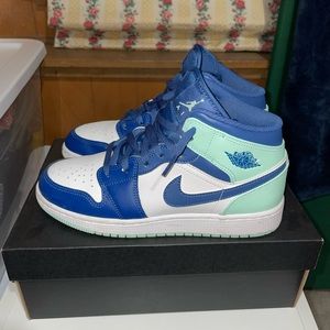 Nike Air Jordan 1 Mid